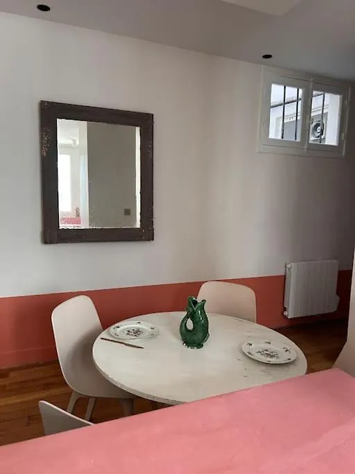 Un Fabuleux Decor Pour Un Chaleureux Apartment